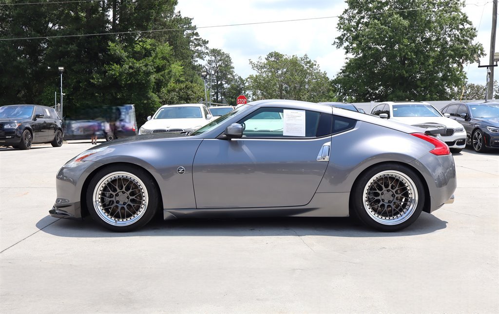 Used 2011 Nissan 370Z Coupe w/ Sport Pkg RWD image 4