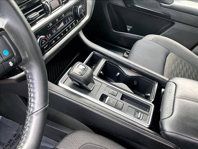 Used 2022 Nissan Pathfinder SV FWD image 15