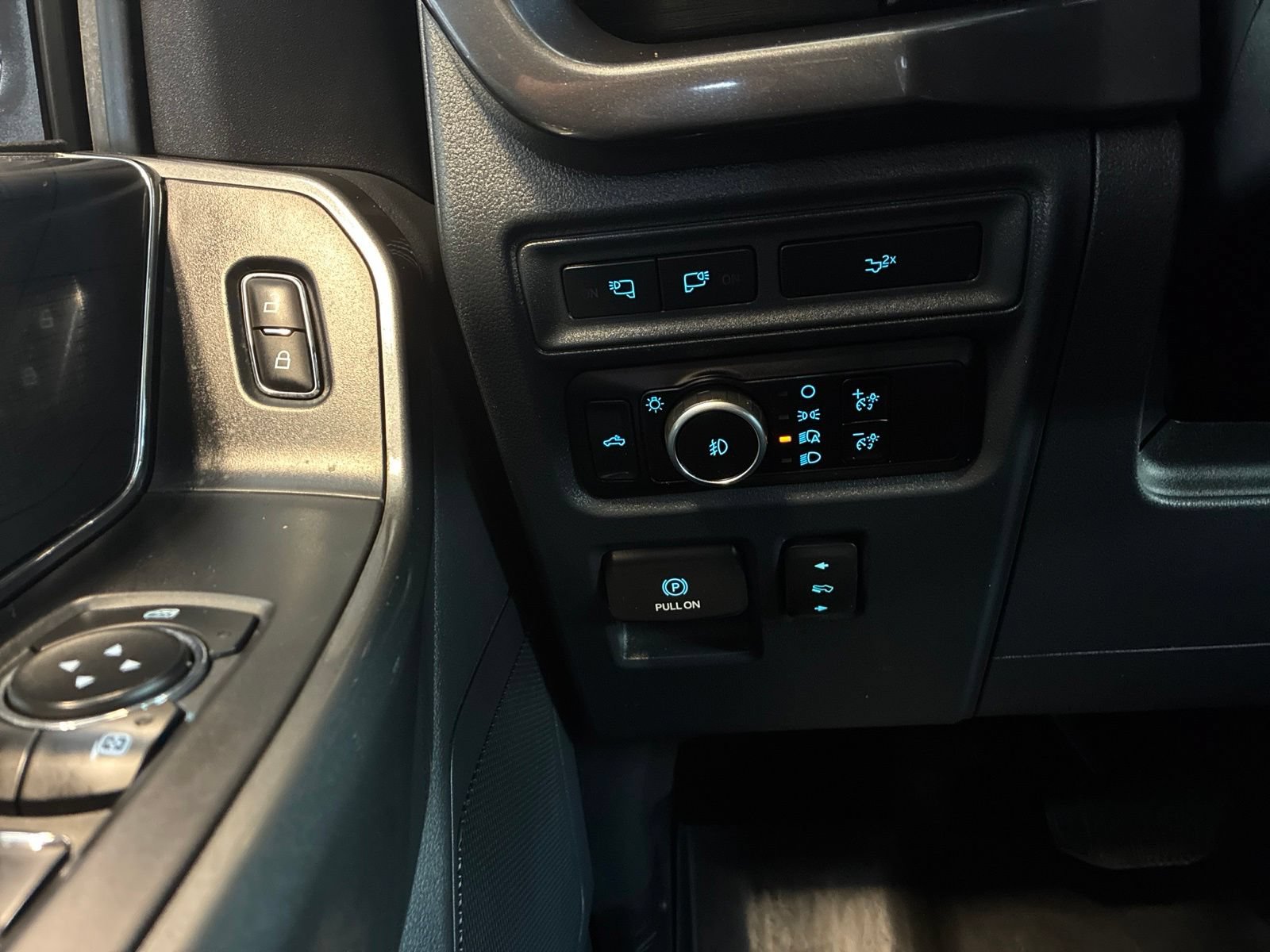 Used 2023 Ford F150 XLT w/ Equipment Group 302A High AWD/4WD image 17