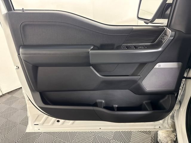 Used 2024 Ford F150 Lightning Lariat image 22