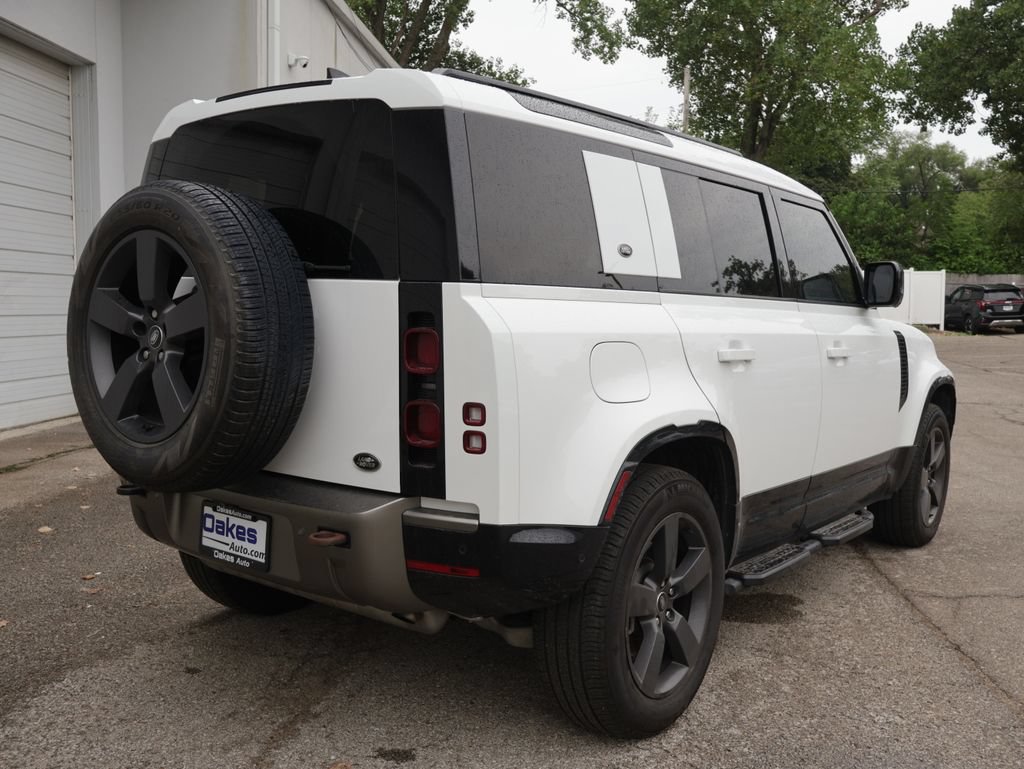 Used 2022 Land Rover Defender 110 X-Dynamic SE AWD/4WD image 7