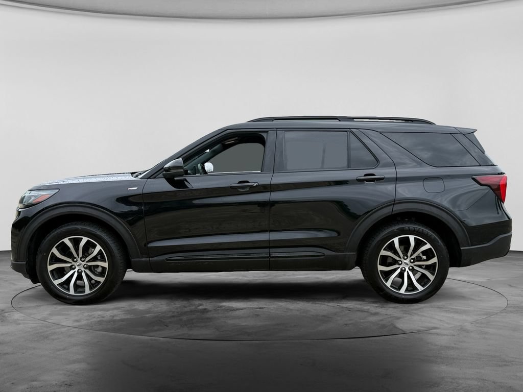 Used 2025 Ford Explorer ST-Line AWD/4WD image 5