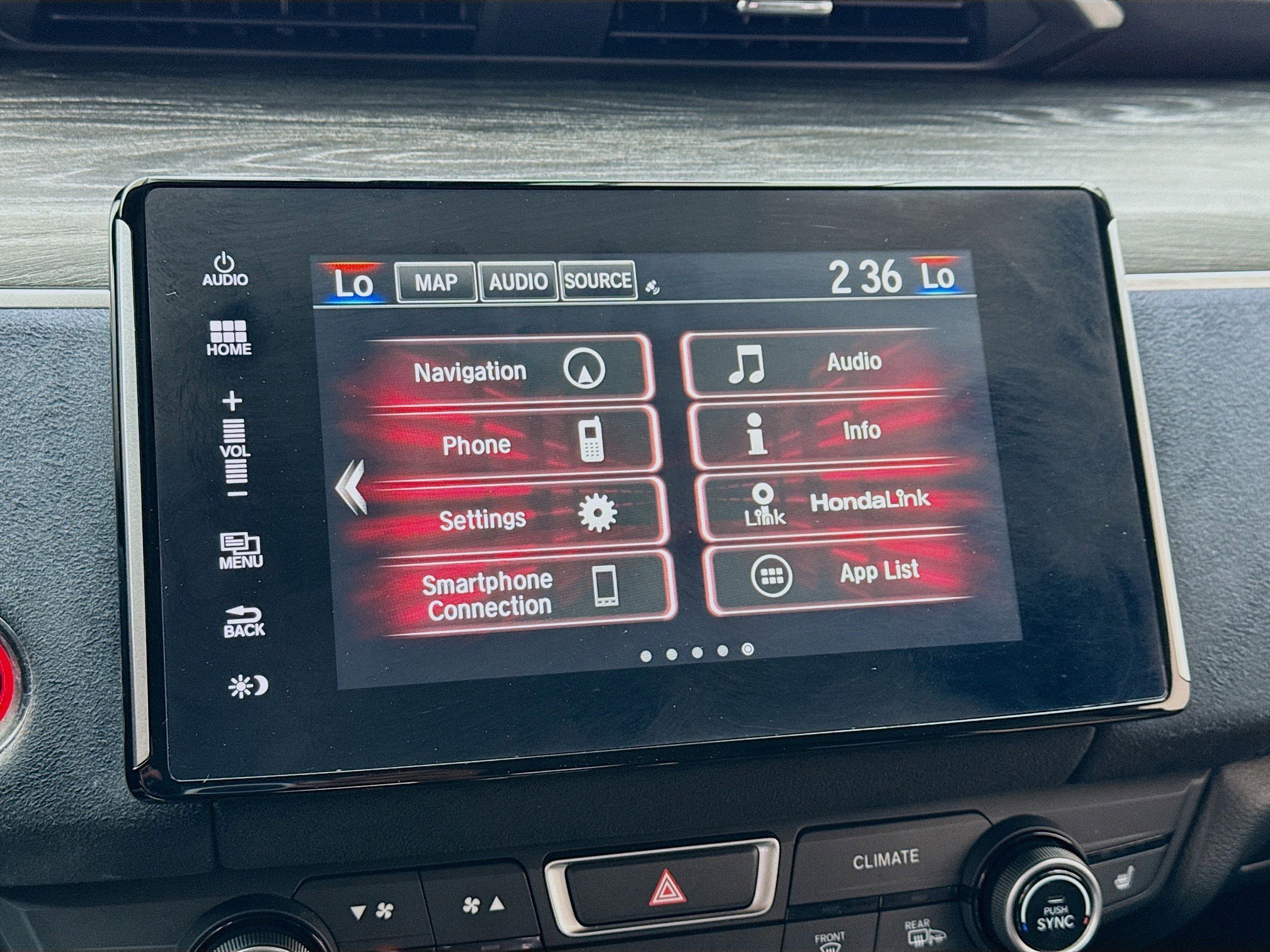 Used 2021 Honda Clarity Touring image 11