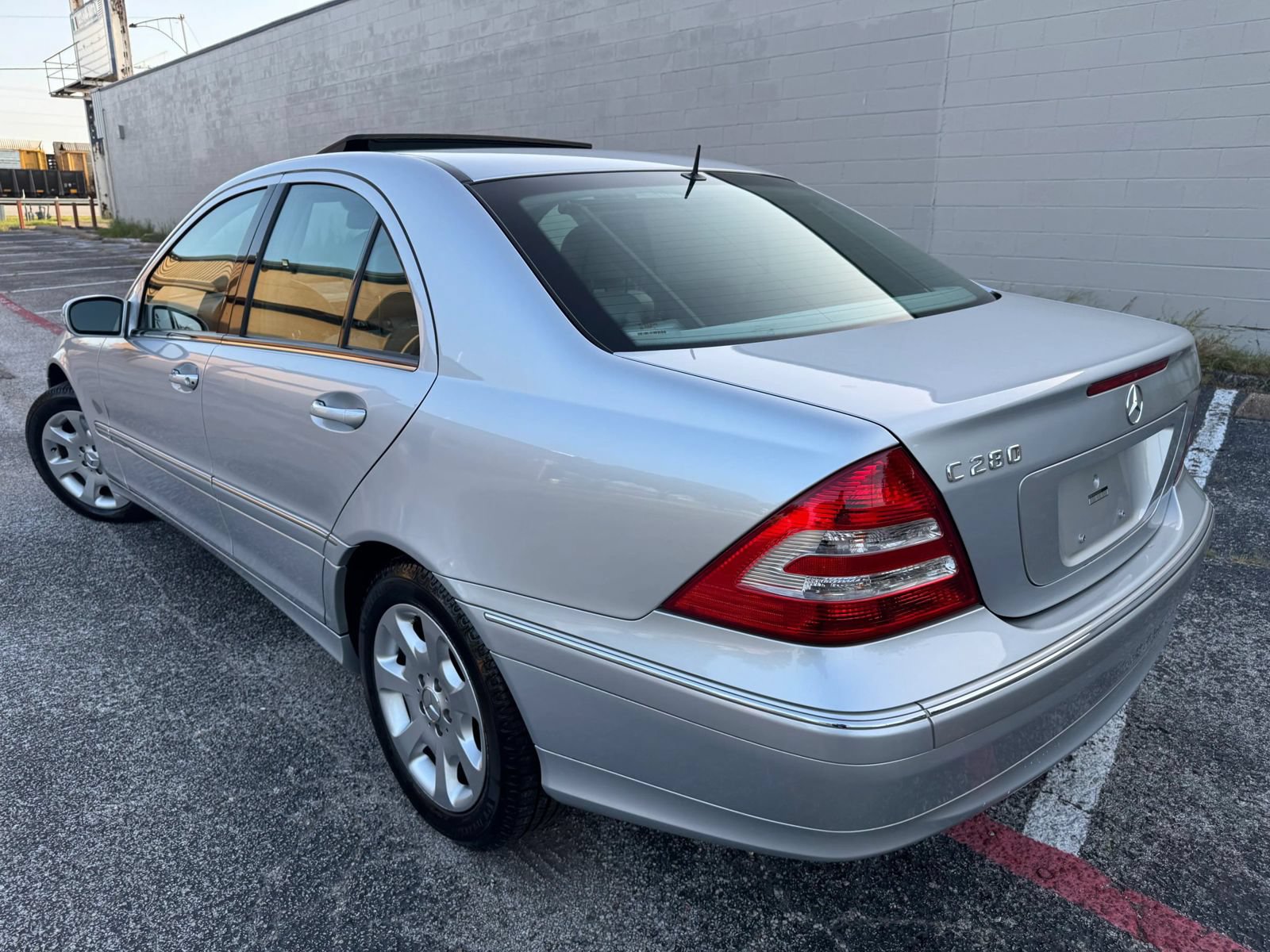 Used 2006 Mercedes-Benz C 280 Sedan image 5