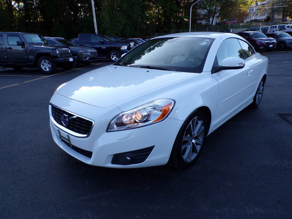 Used 2012 Volvo C70 T5 FWD image 25