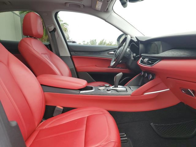 Used 2021 Alfa Romeo Stelvio Sprint w/ Nero Edizione RWD image 22