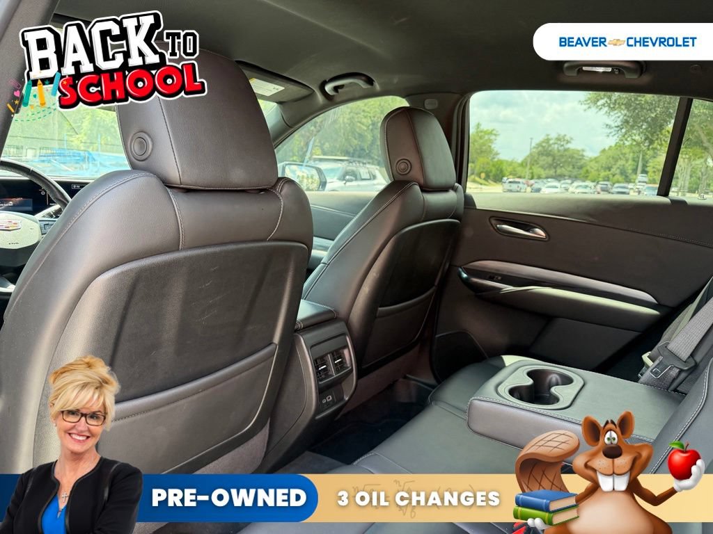 Used 2025 Cadillac XT4 Premium Luxury FWD image 11
