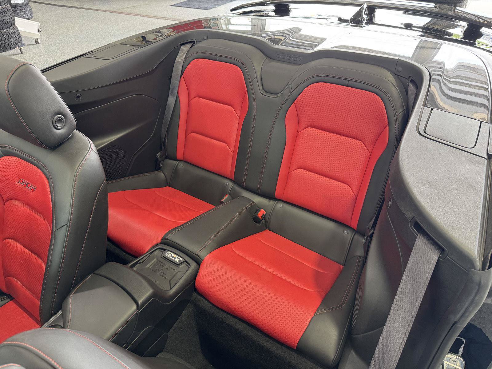 Used 2017 Chevrolet Camaro SS RWD image 14
