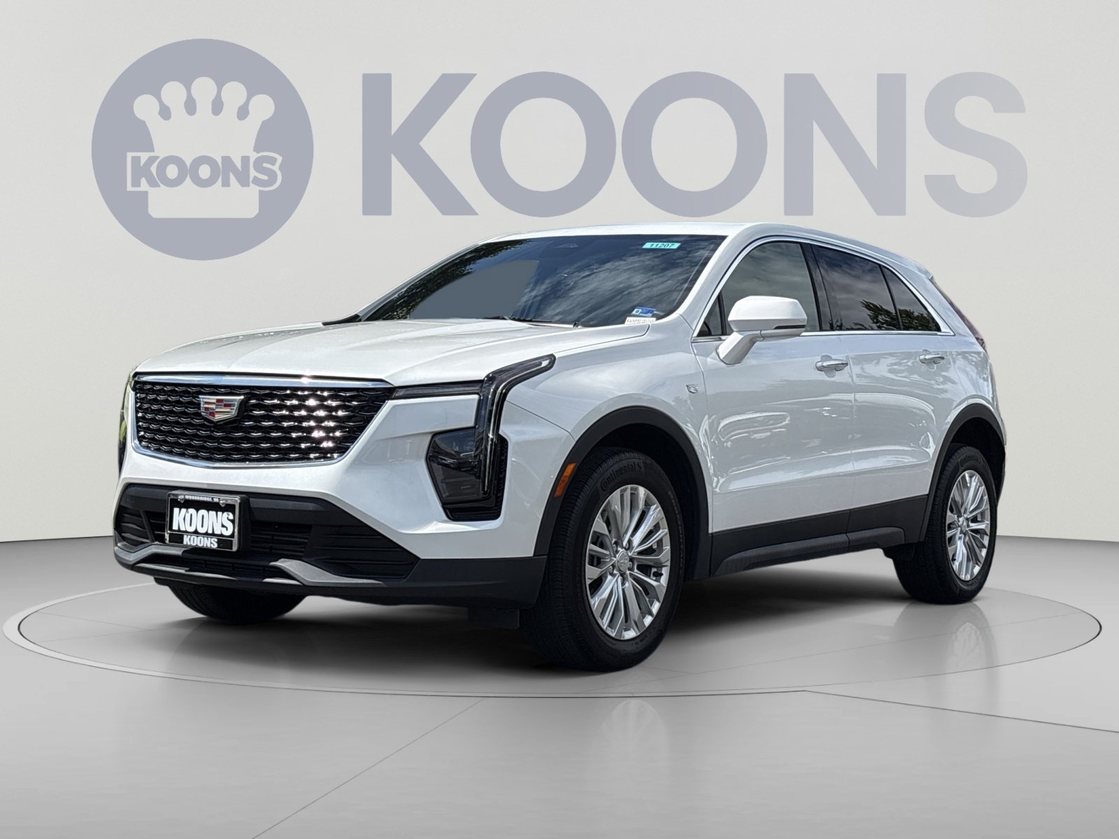 Used 2024 Cadillac XT4 Luxury w/ Cold Weather Package