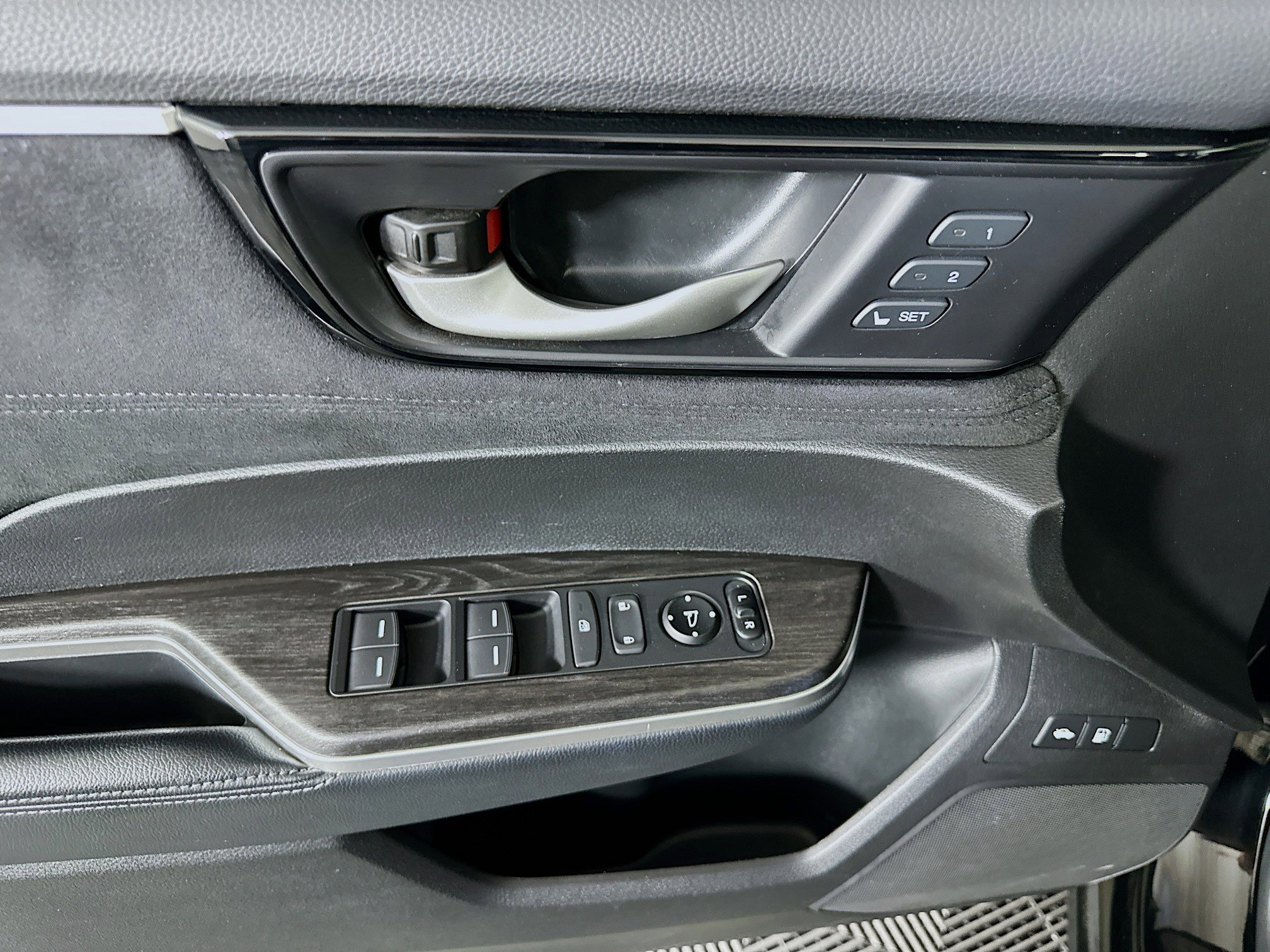 Used 2018 Honda Clarity Touring image 15