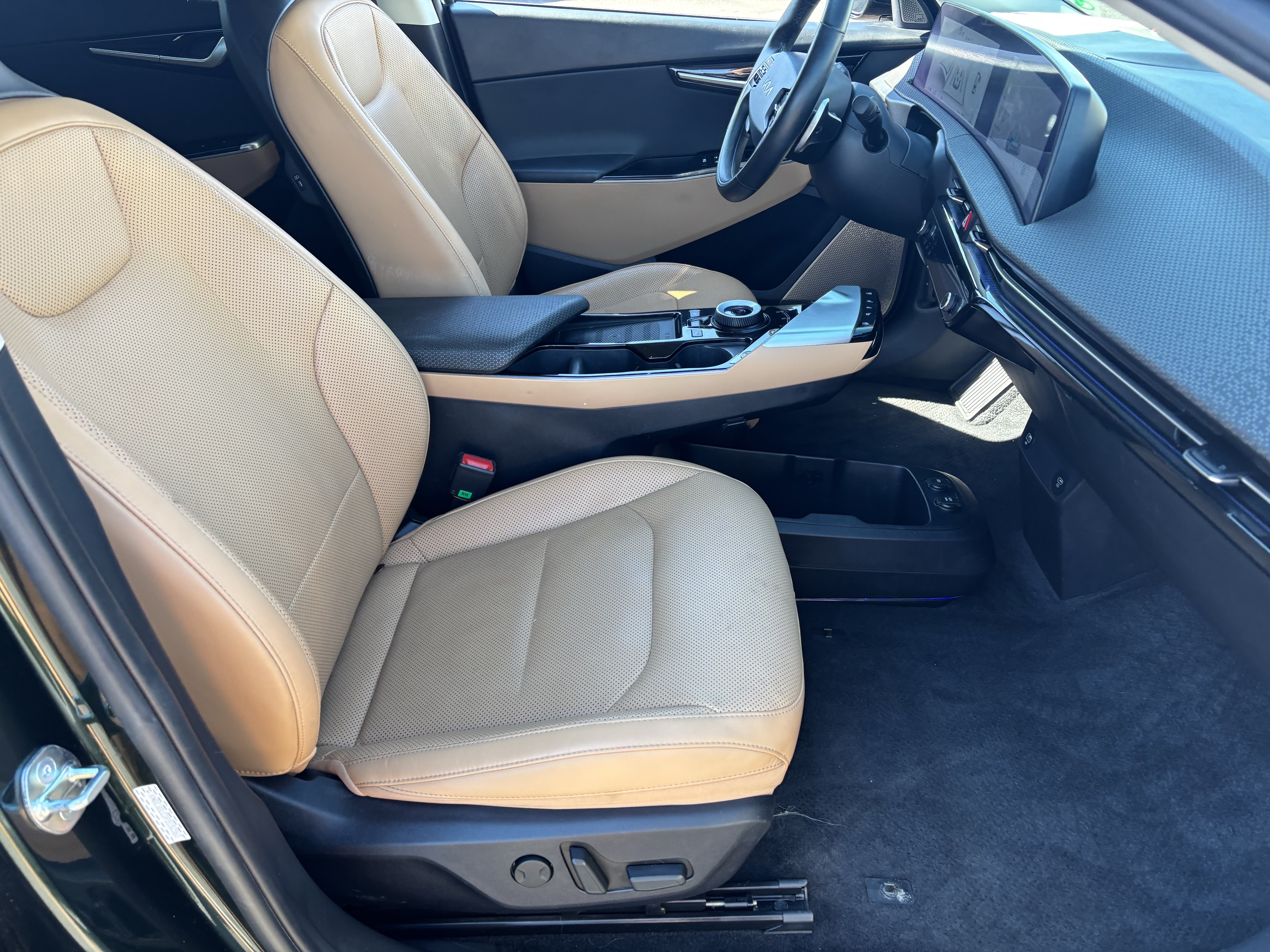 Certified 2023 Kia EV6 GT-Line AWD/4WD image 9