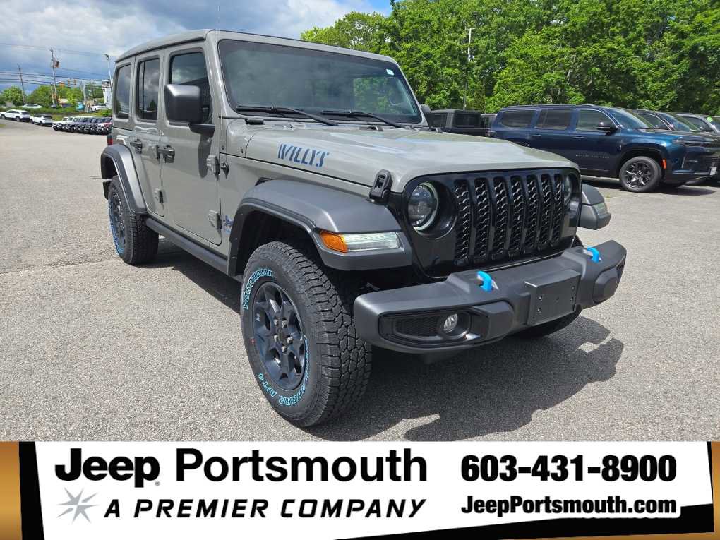Used 2023 Jeep Wrangler Unlimited w/ Sun & Screen Package AWD/4WD video 1