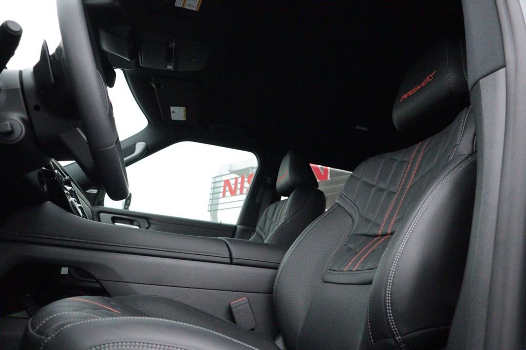 New 2026 Nissan Armada PRO-4X w/ Captain's Chari Seat Package AWD/4WD image 19