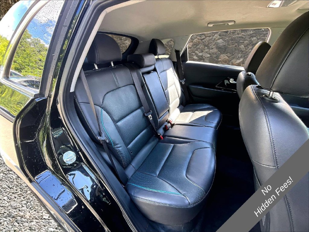 Used 2022 Kia Niro EX Premium w/ Cold Weather Package FWD image 23