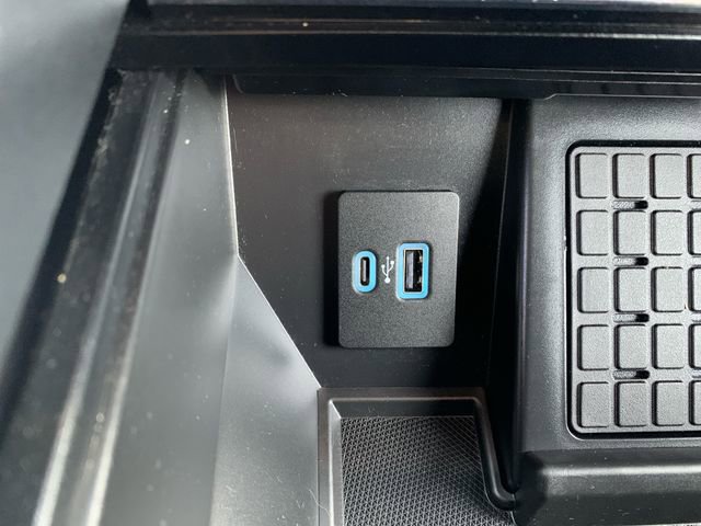 Certified 2023 Ford F150 Raptor image 37