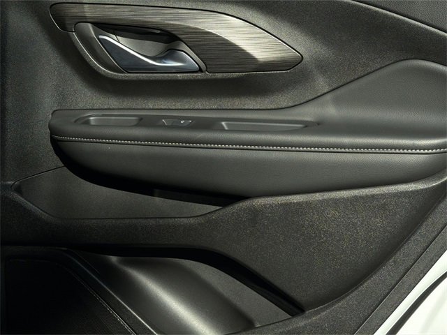 Used 2024 GMC Terrain SLE image 41