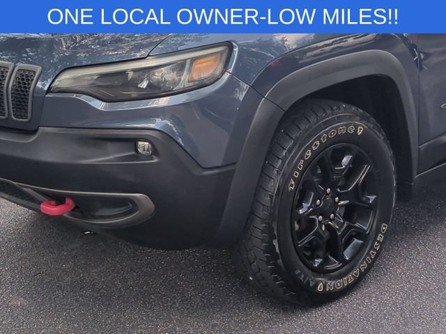 Used 2019 Jeep Cherokee Trailhawk w/ Cold Weather Group AWD/4WD image 9
