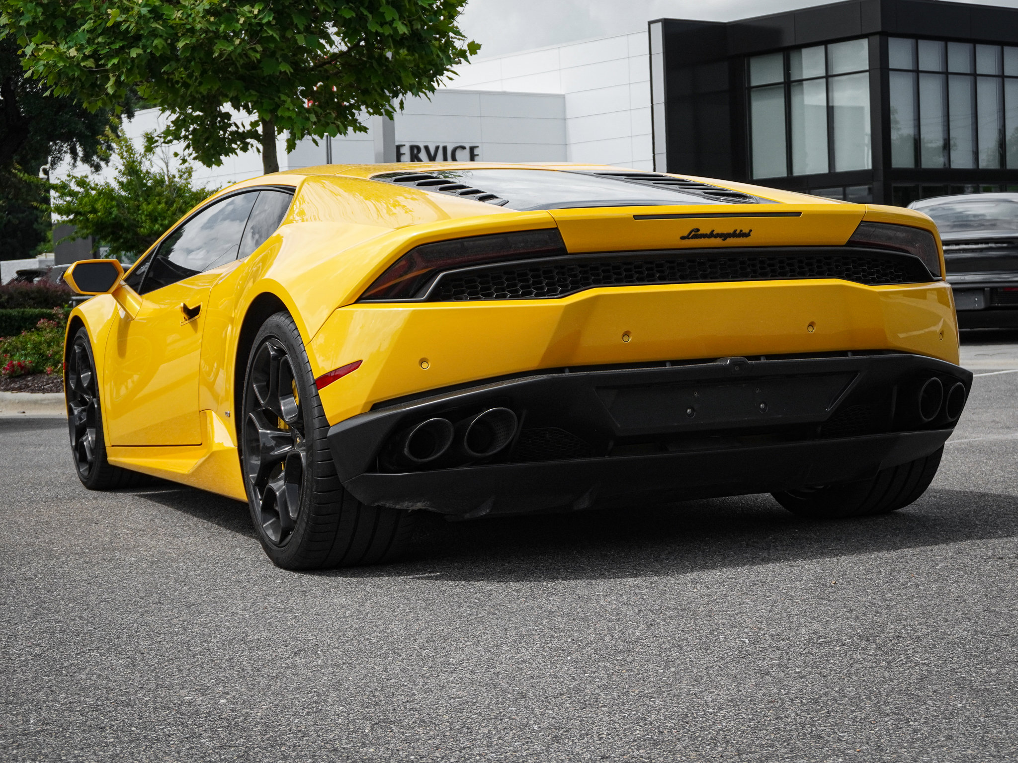 Used 2015 Lamborghini Huracan LP 610-4 AWD/4WD image 10