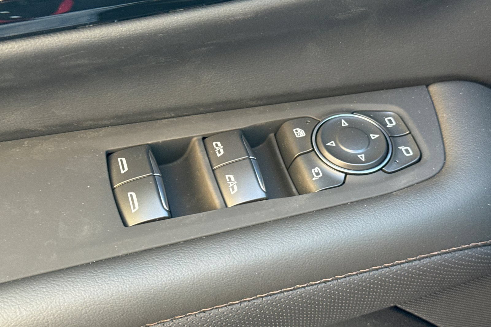 New 2026 Chevrolet Tahoe High Country AWD/4WD image 12