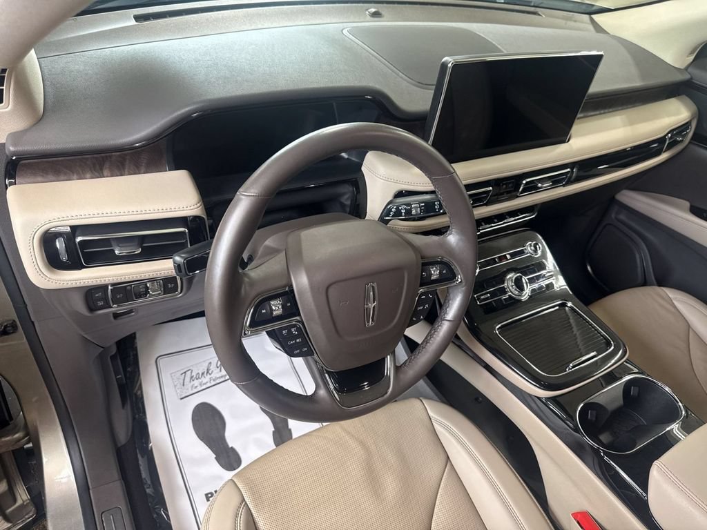 Certified 2023 Lincoln Nautilus Reserve AWD/4WD image 11