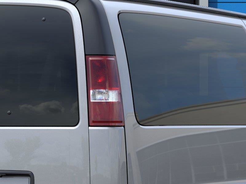 New 2026 Chevrolet Express 3500 LT RWD image 11