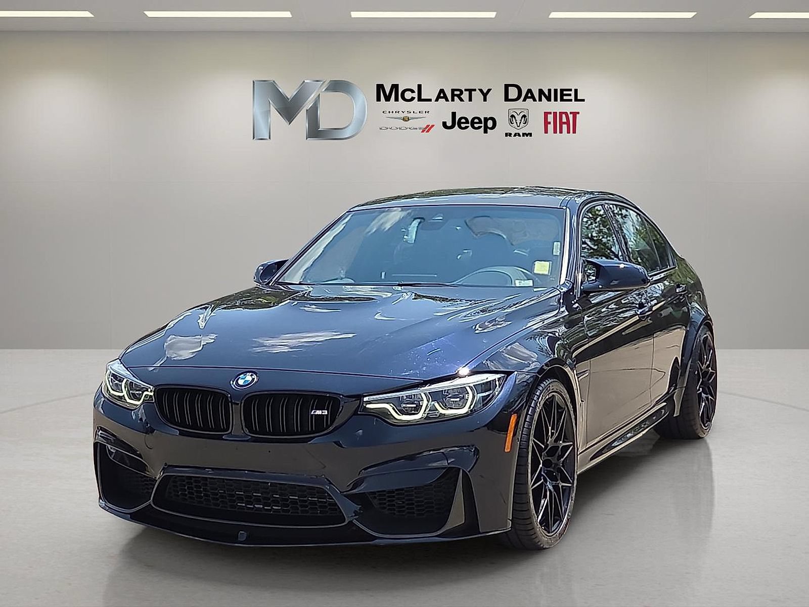 Used 2018 BMW M3 CS RWD image 2