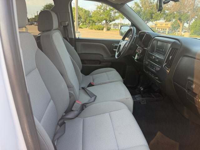 Used 2018 Chevrolet Silverado 1500 Custom w/ Custom Value Package AWD/4WD image 16