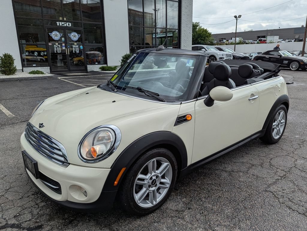 Used 2011 MINI Cooper Convertible FWD image 34