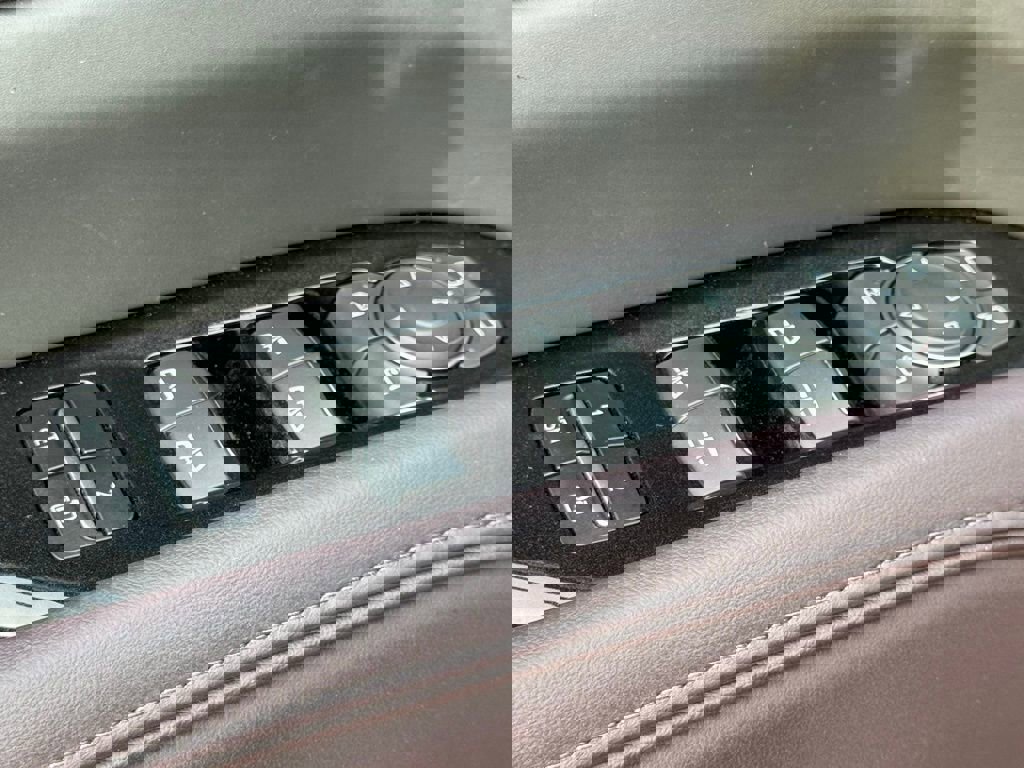 Certified 2022 Cadillac Escalade Sport Platinum image 19