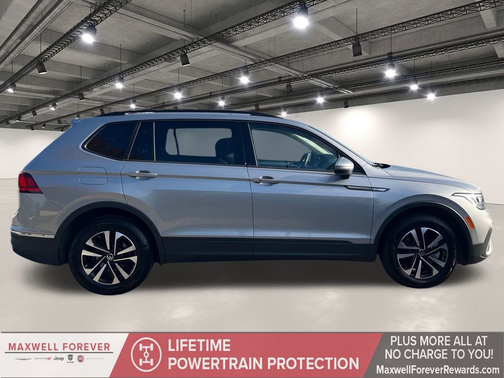 Used 2024 Volkswagen Tiguan S image 17