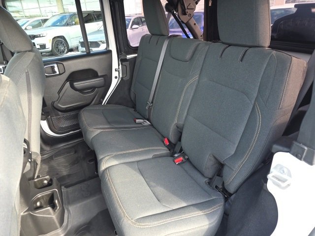 Used 2024 Jeep Wrangler Willys image 34