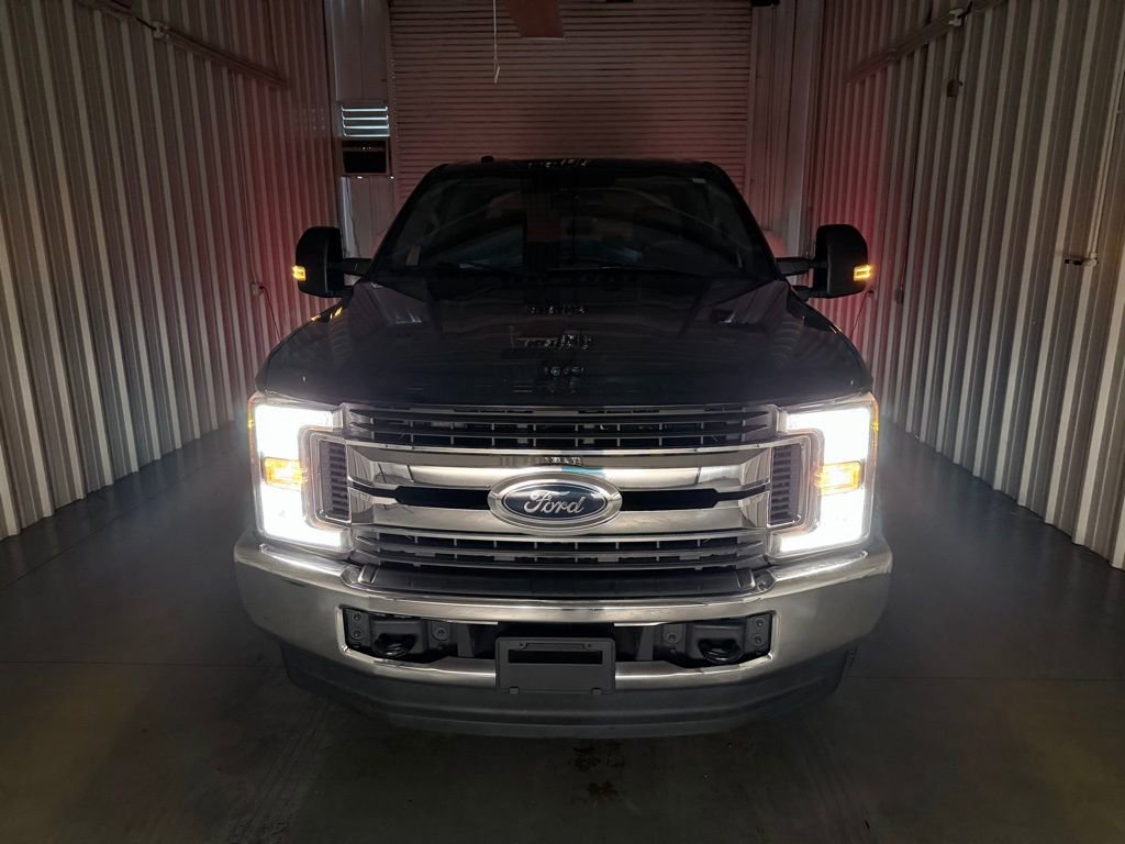 Used 2018 Ford F250 XLT AWD/4WD image 9