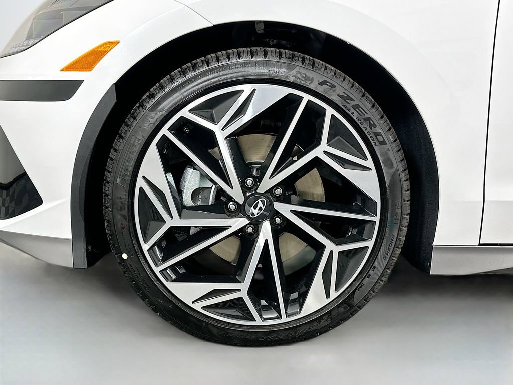 New 2025 Hyundai Ioniq 6 SEL image 23