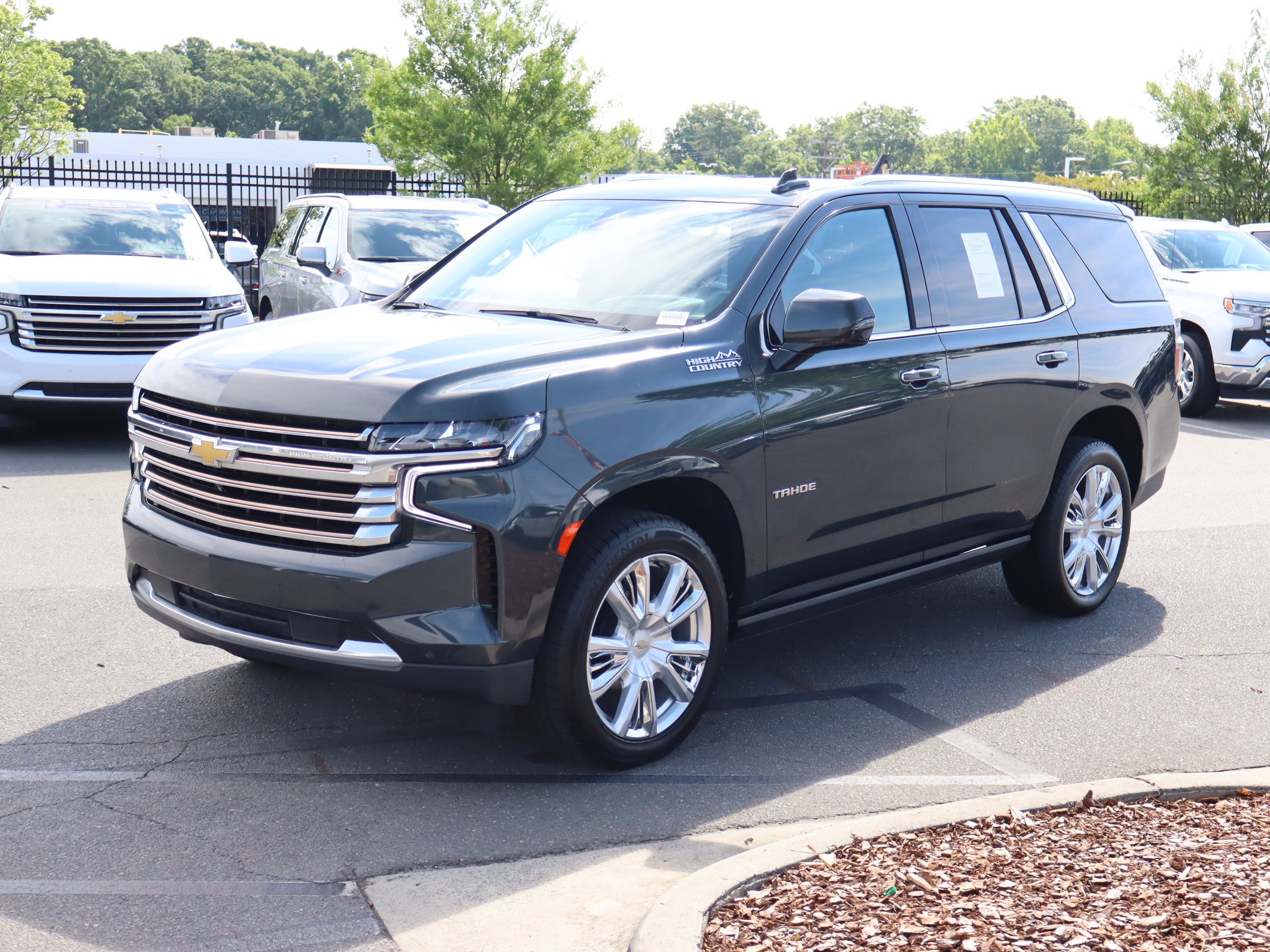 Used 2022 Chevrolet Tahoe High Country AWD/4WD image 5
