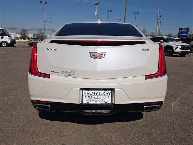 Used 2018 Cadillac XTS Luxury image 4
