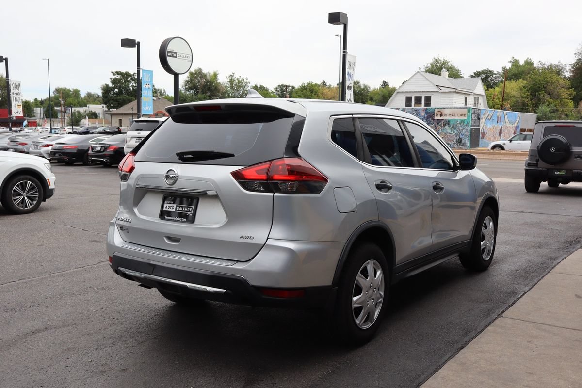 Used 2018 Nissan Rogue S AWD/4WD image 5