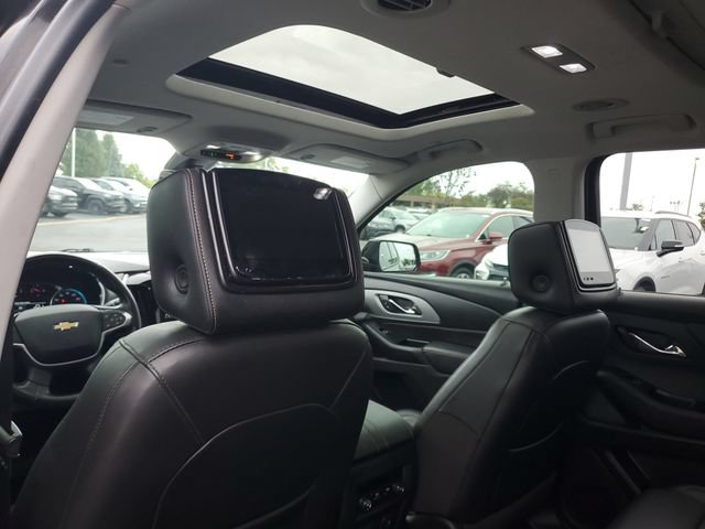 Used 2019 Chevrolet Traverse RS w/ LPO, Floor Liner Package AWD/4WD image 12