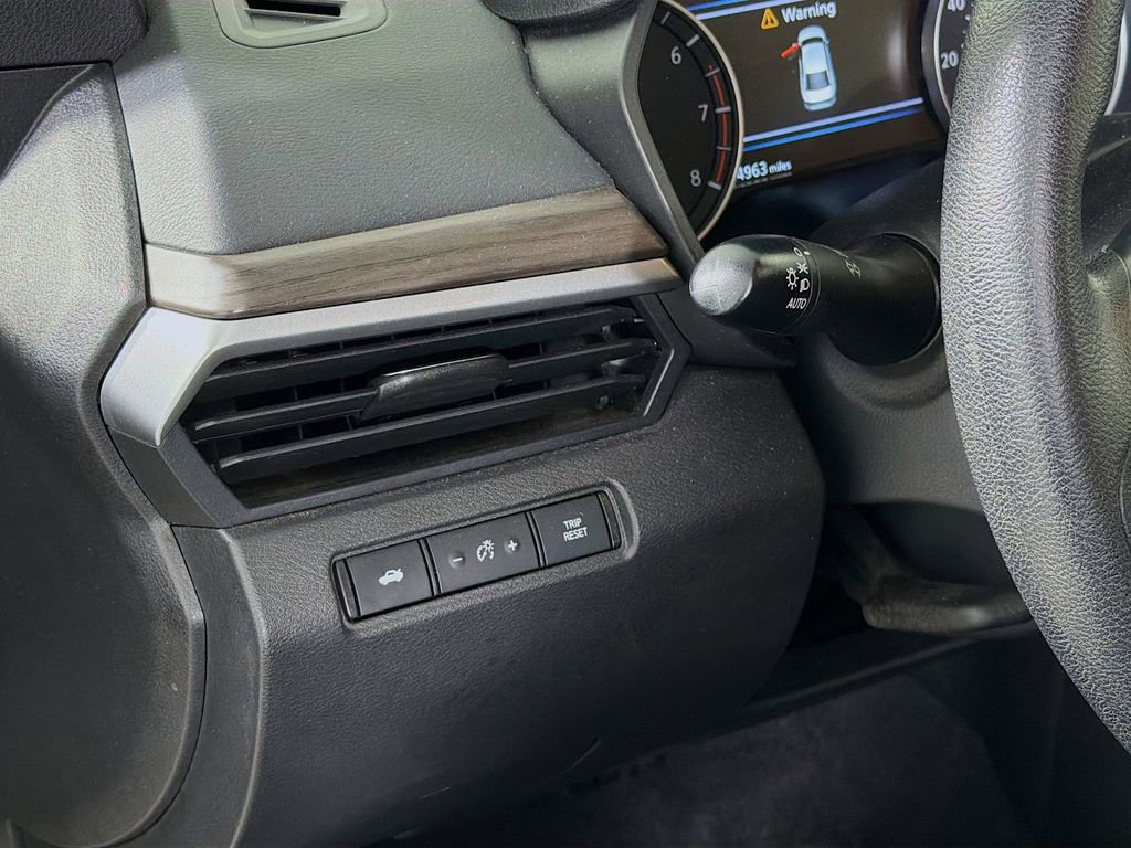 Used 2024 Nissan Altima 2.5 SV image 12