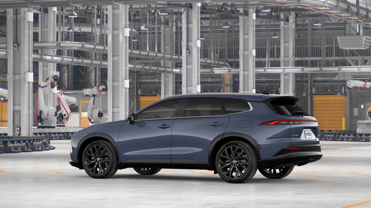 New 2026 Toyota Crown Signia Limited image 5