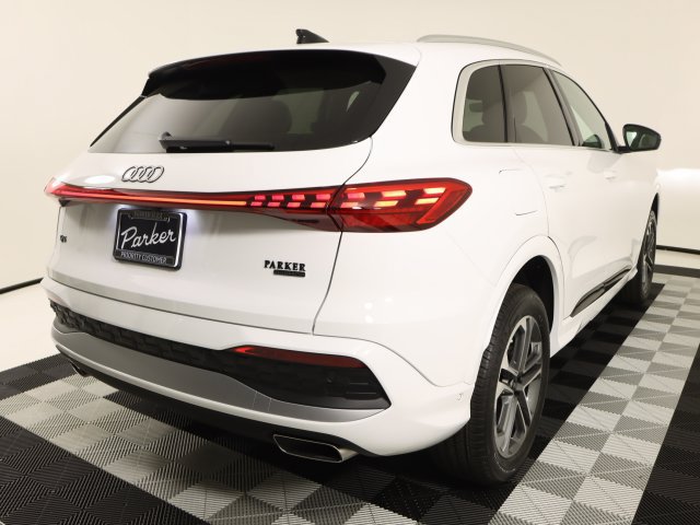 New 2026 Audi Q5 Premium Plus AWD/4WD image 5