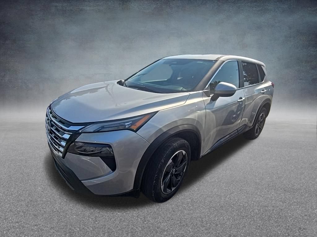 Used 2025 Nissan Rogue SV AWD/4WD image 3
