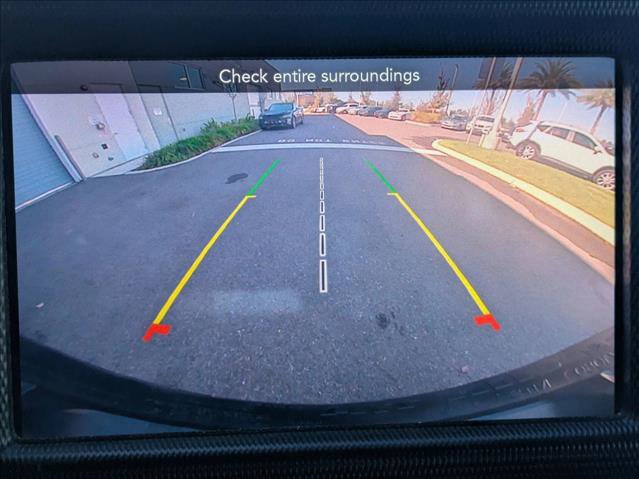 Used 2022 Jeep Wrangler Sport image 12