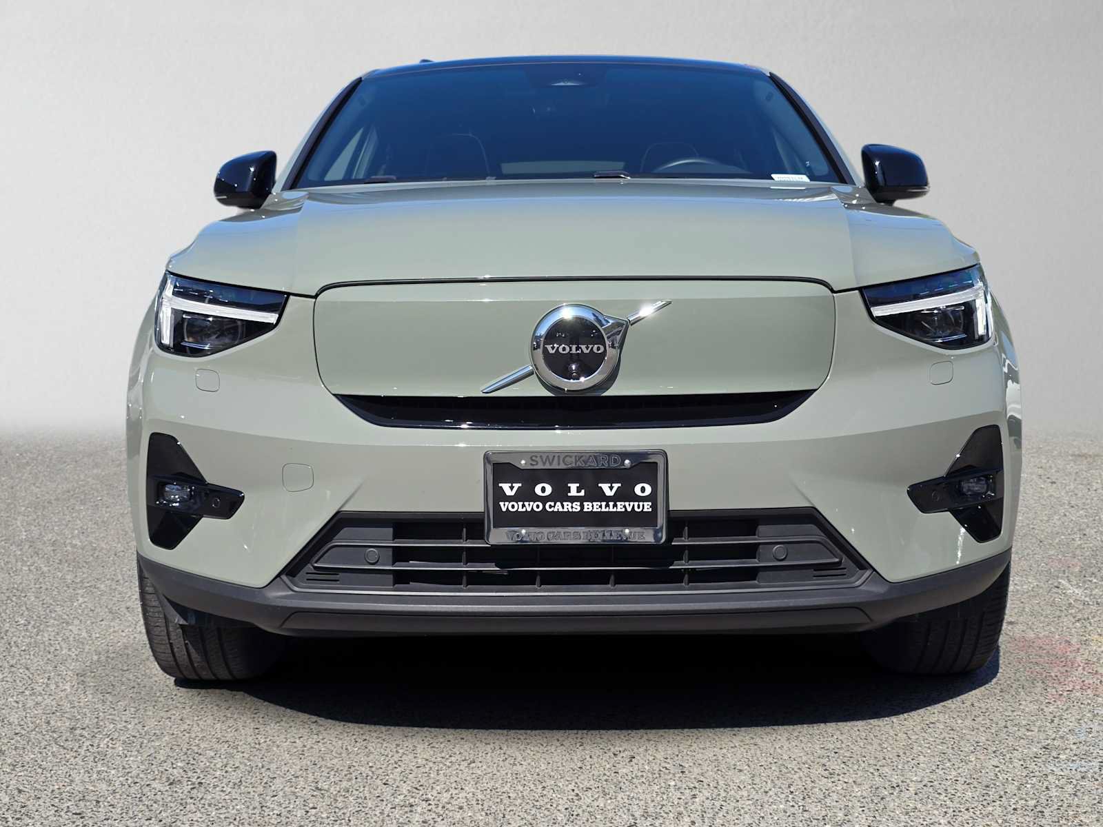 Used 2023 Volvo C40 P8 Recharge Ultimate w/ Protection Package Premier AWD/4WD image 9