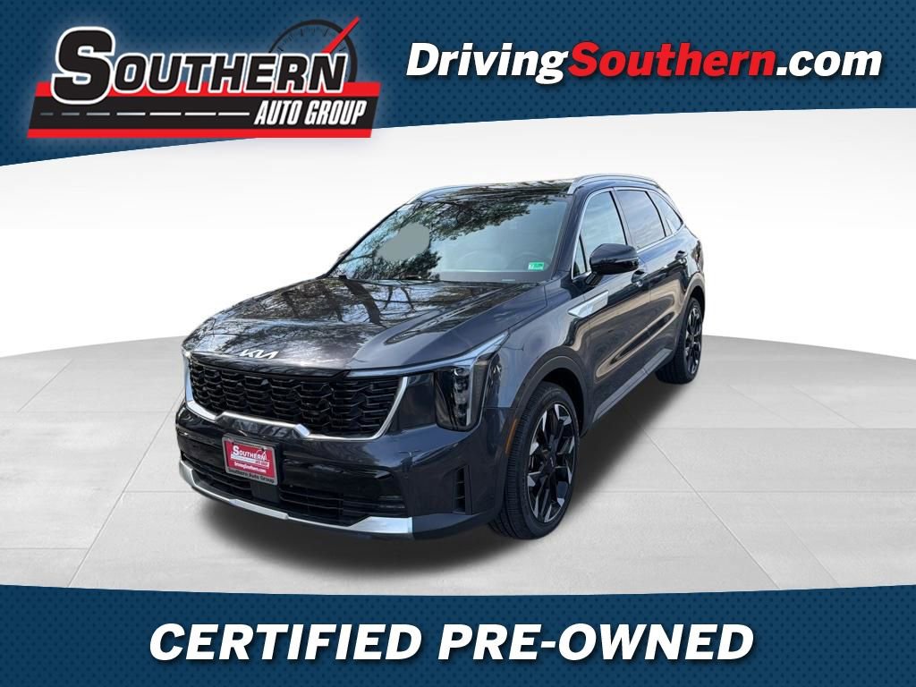 Certified 2025 Kia Sorento EX w/ Panoramic Sunroof Package