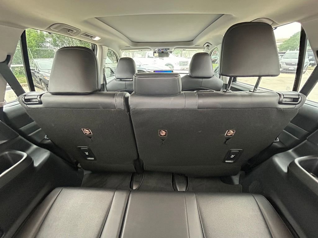 Used 2024 Toyota Grand Highlander AWD Hybrid image 16