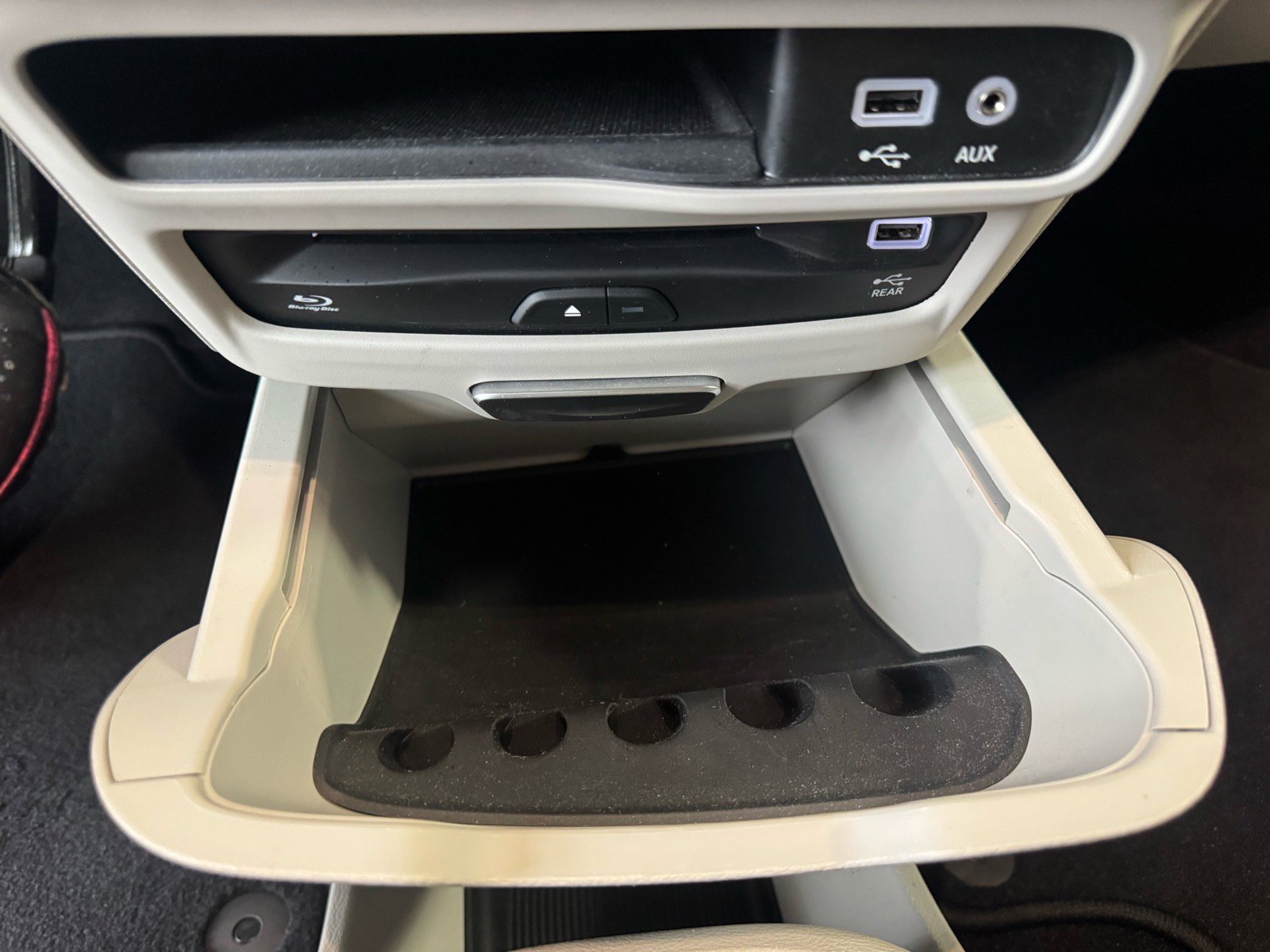 Used 2020 Chrysler Pacifica Touring-L Plus image 21