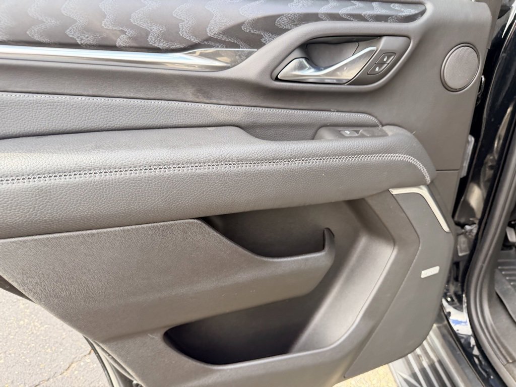 Used 2023 GMC Yukon Denali image 36