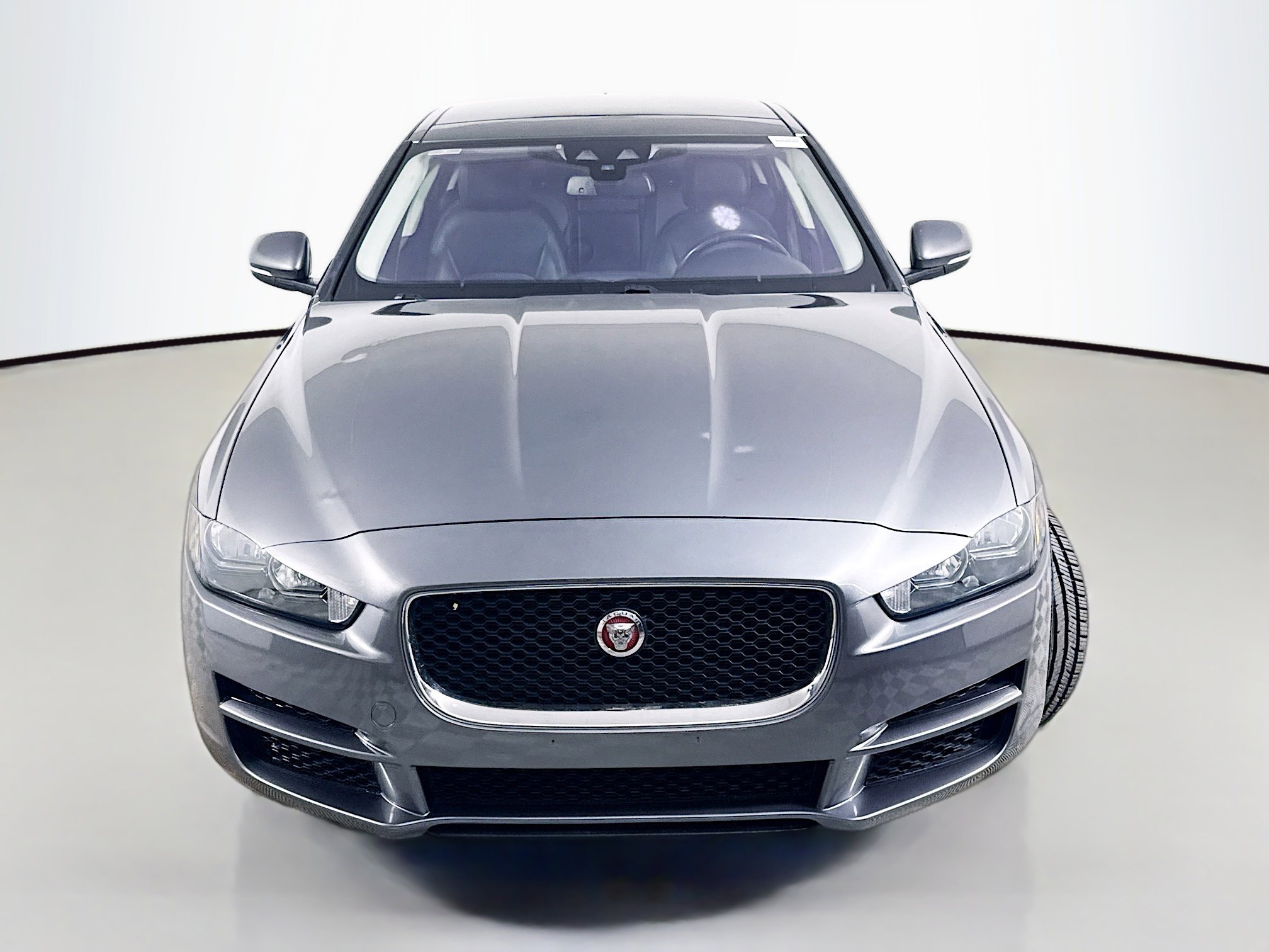 Used 2018 Jaguar XE Premium video 2