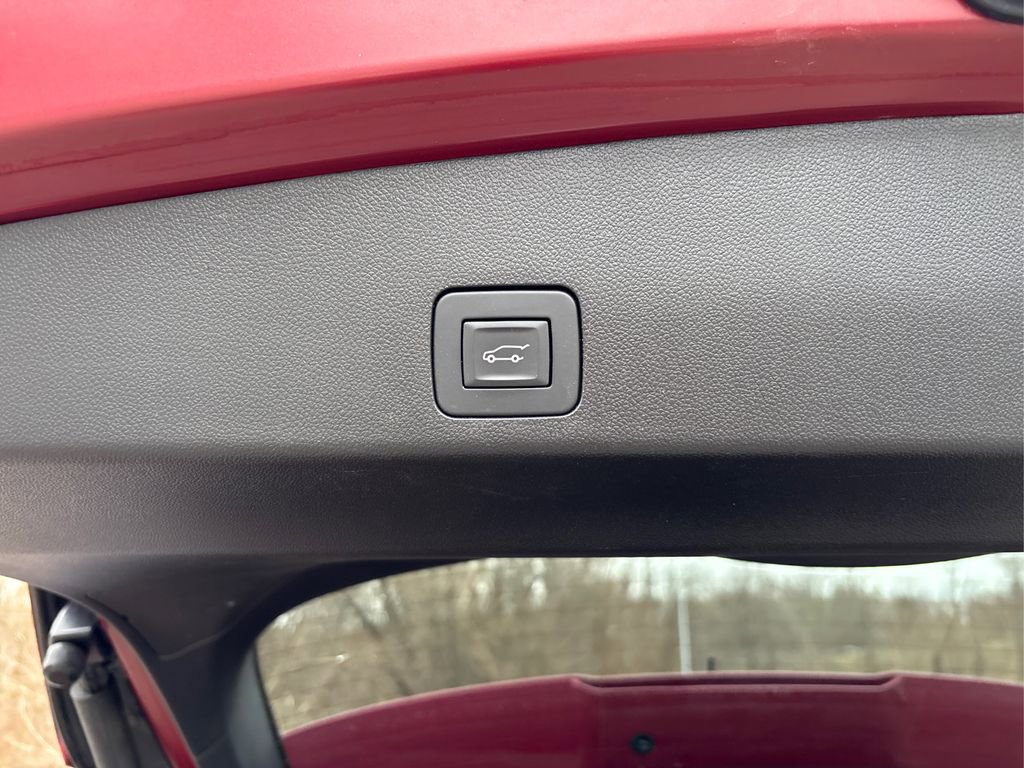 Used 2023 Buick Encore GX Essence w/ Experience Buick Package image 14