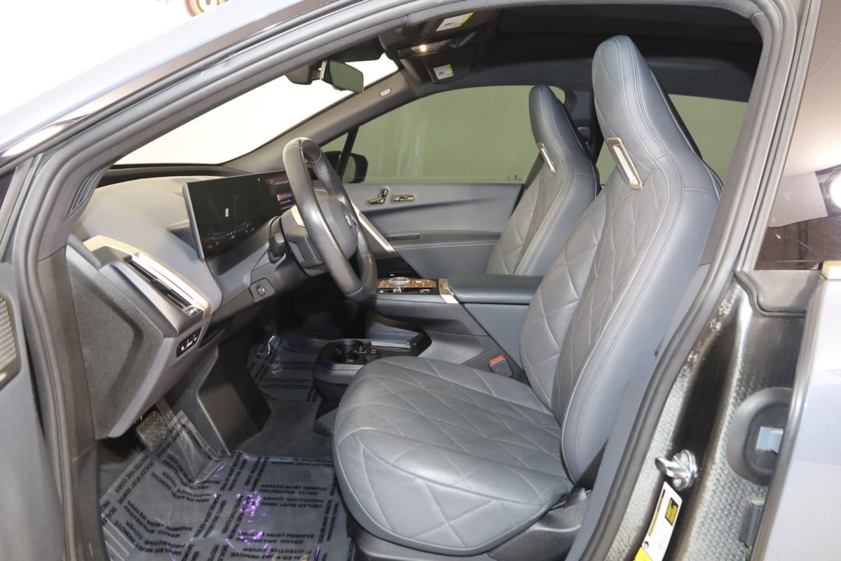 Used 2023 BMW iX M60 w/ Executive Package AWD/4WD image 12